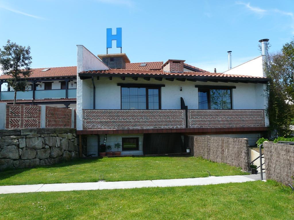 Posada El Abuelo De La Cachava Gajano Exterior foto